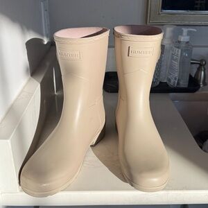 Hunter Original Short Rain Boots.  Beige.